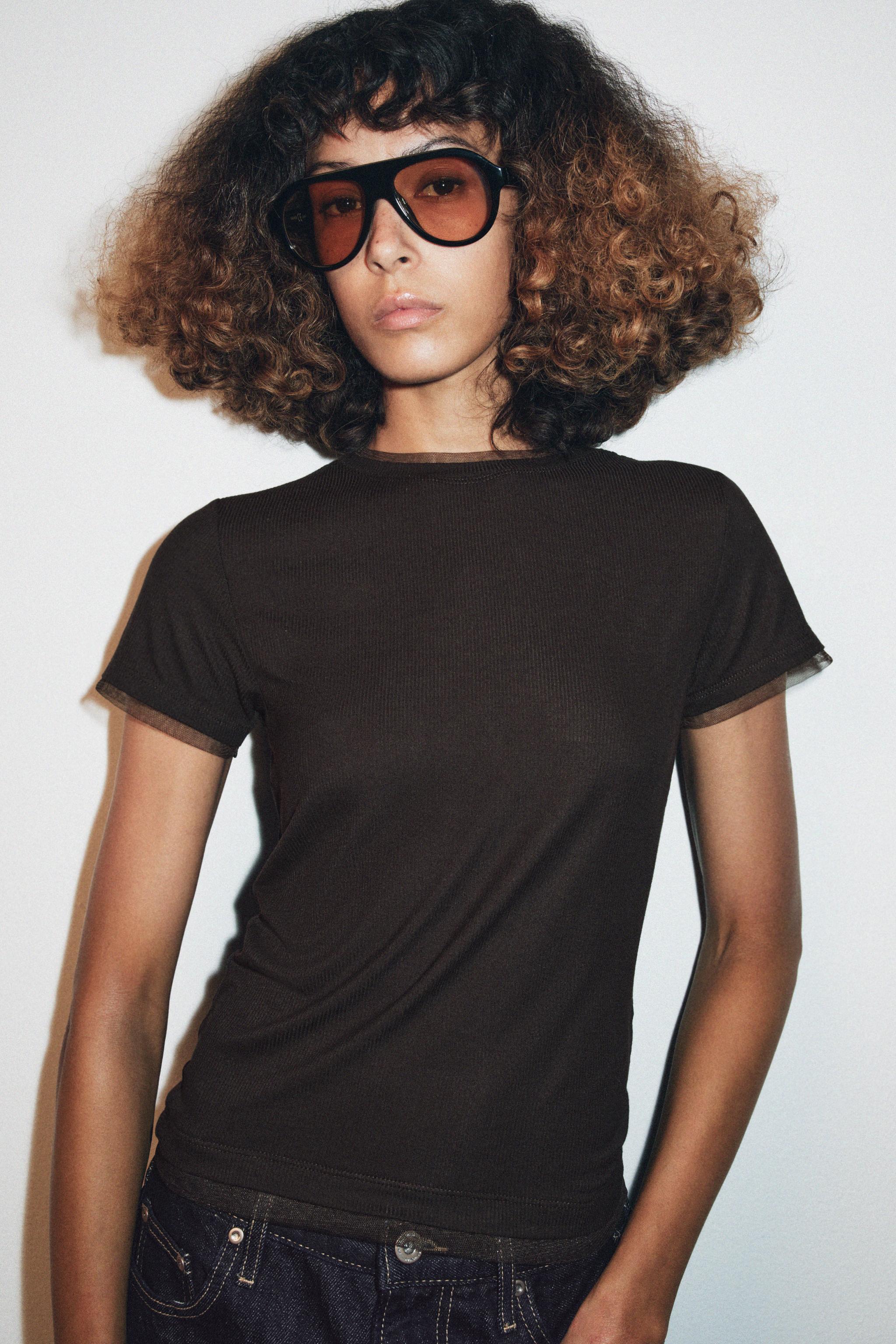 T-SHIRT EN MATIÈRES VARIÉES TULLE